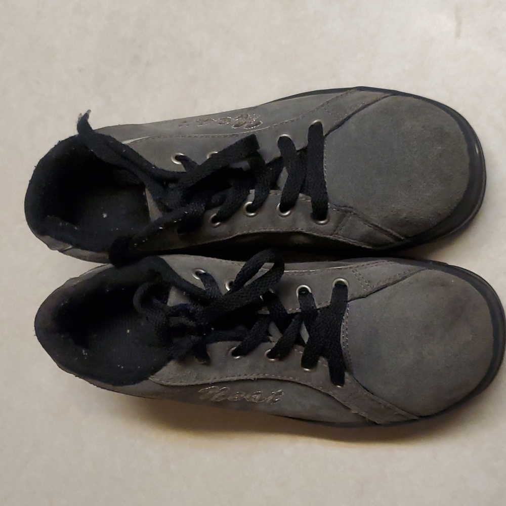 Neat genuine suede platform sneakers 6.5